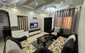 Amro Petra Apartment
